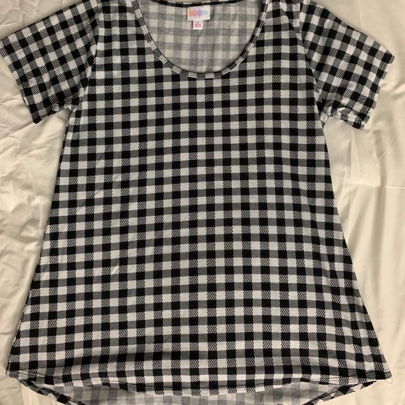 SOLD LuLaroe Classic T - Picture 2 of 6